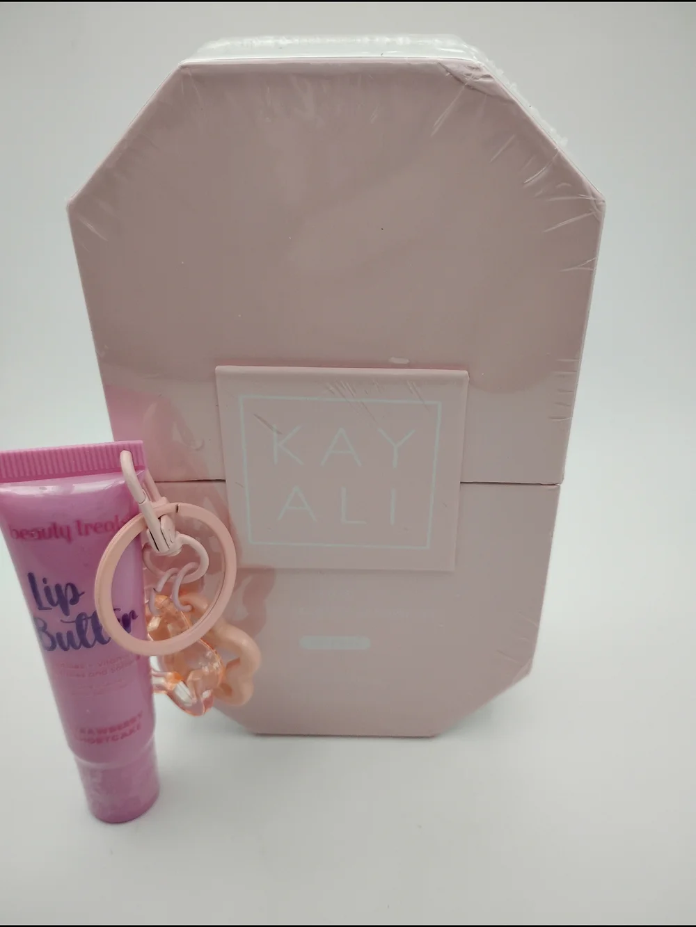KAYALI Yum Boujee Marshmallow | 81 100ML Set with Strawberry Shortcake Lip Balm